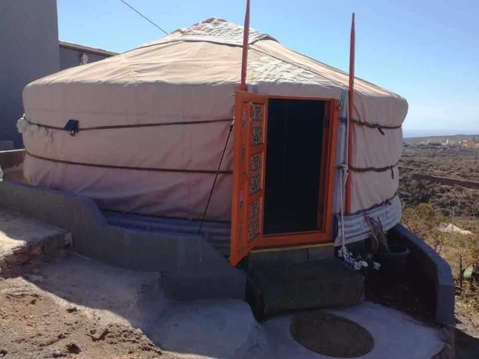 Yurta De Arico Hotel Arico Viejo Bagian luar foto