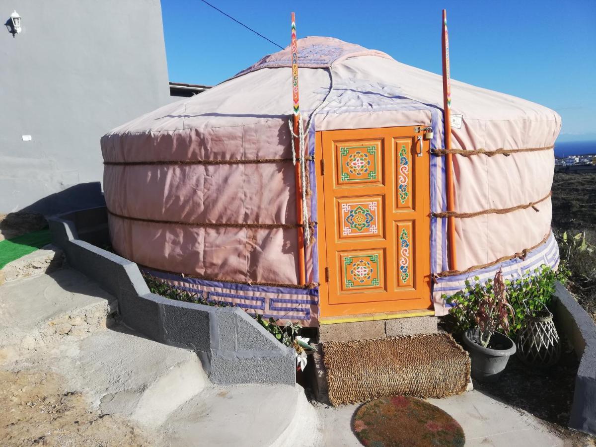 Yurta De Arico Hotel Arico Viejo Bagian luar foto